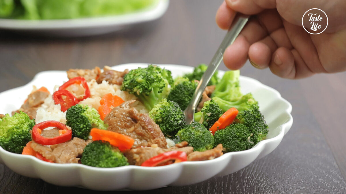 Beef And Broccoli Stir-Fry | beef stew | chinese food | cooking | Taste