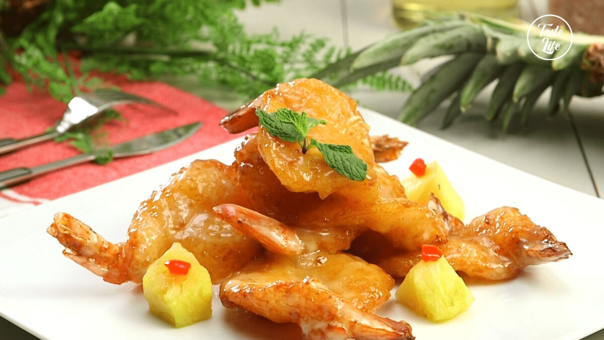 CP Singapore - Get ready to chill with Kitchen Joy Crispy Battered Shrimp.  All it takes is 5 minutes and your favourite sauce and you get a shrimply  irresistible snack that is