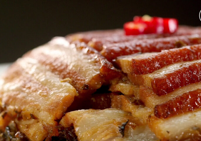 Bowl-Steamed Pork Belly With Preserved Vegetable