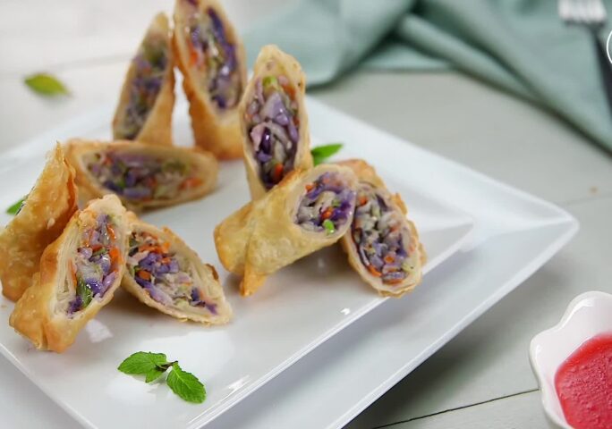 Egg Rolls With Apple Plum Sauce