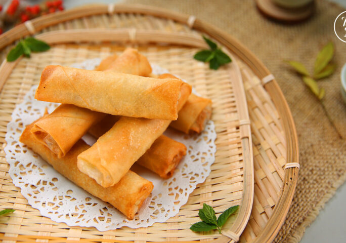 Shanghai-Style Spring Rolls