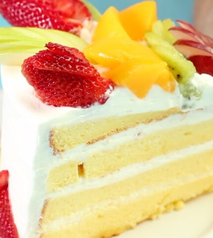 Fruits and Cream Sponge Cake