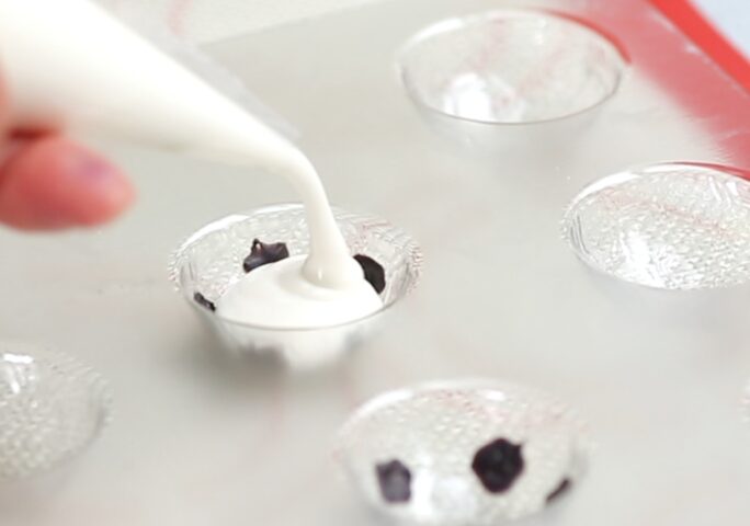 [Soccer Ball] Step 2