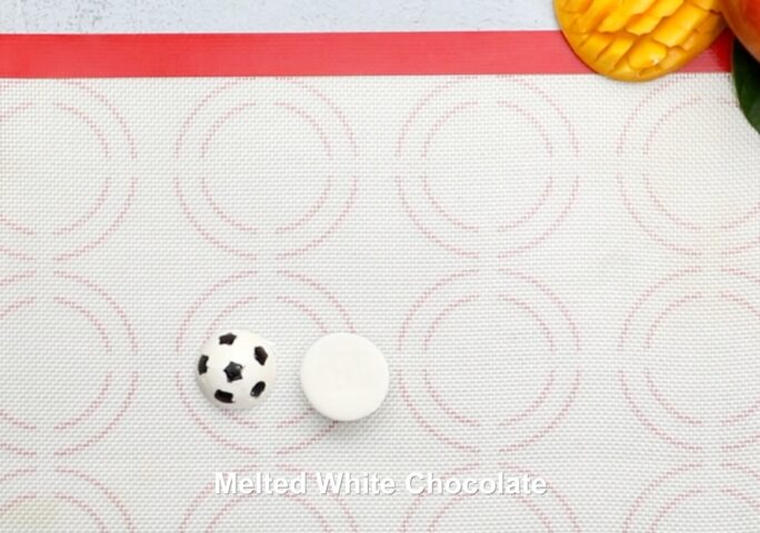 [Soccer Ball] Step 3