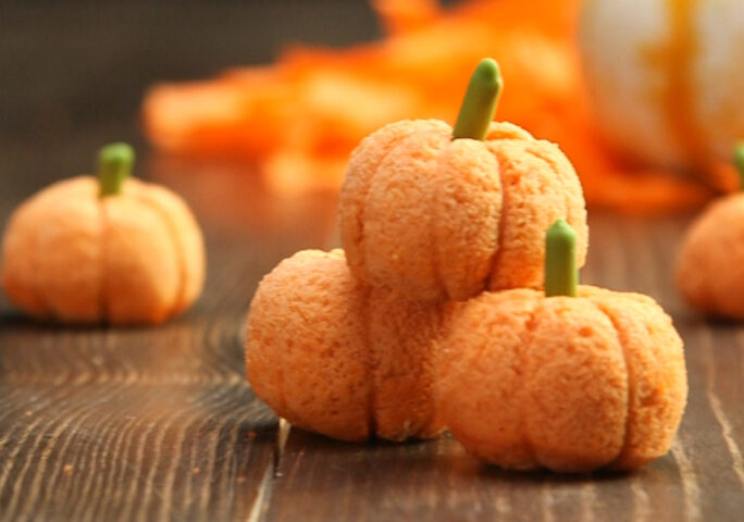 Mini Pumpkin Cake