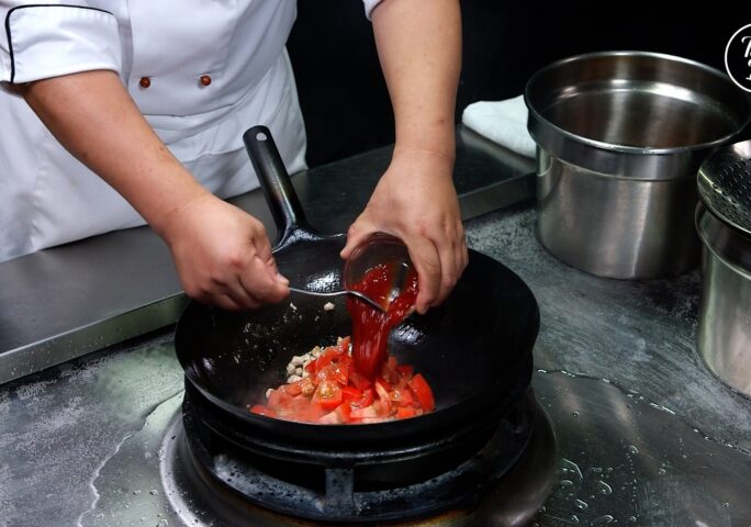 [Tomato Sauce] Step 2