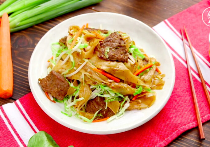 Stir-fry Hand Pulled Noodle With Mixed Vegetable