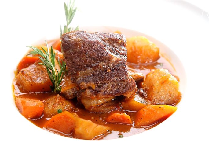 Red Wine-Braised Beef Short Ribs