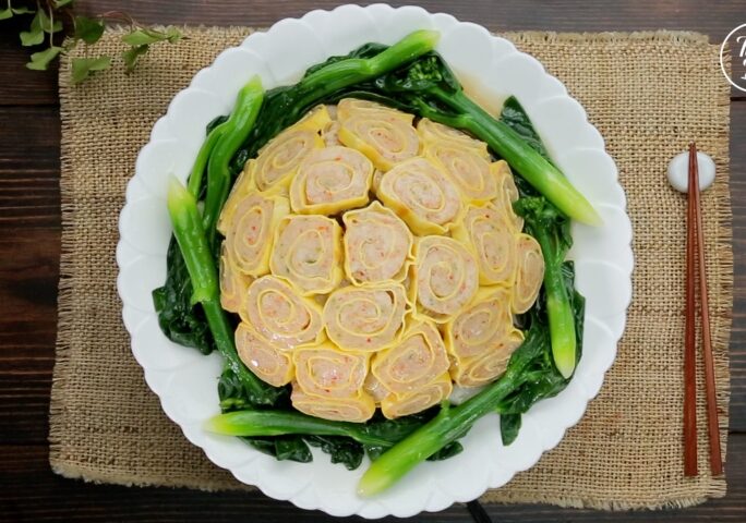 Ultimate Egg Roll Ups With Chicken, Shrimp, and Pork Stuffing