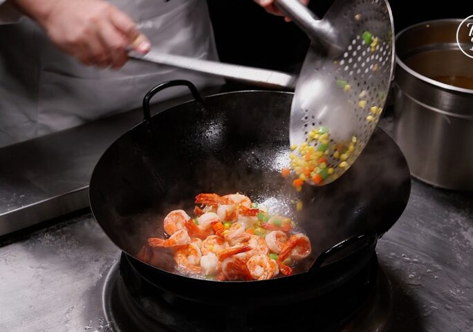 [Prepare the Shrimp] Step 4