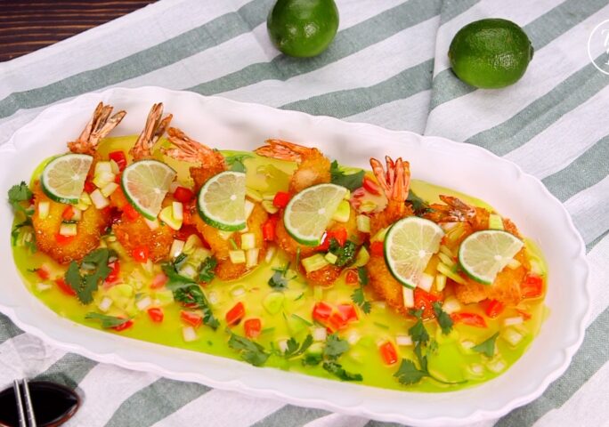 Crispy Shrimp with Honey Lime Sauce