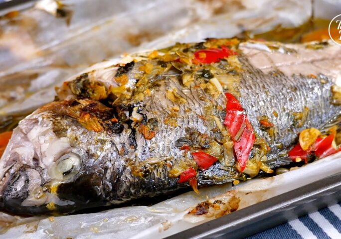 Easy Fish Baked in Parchment