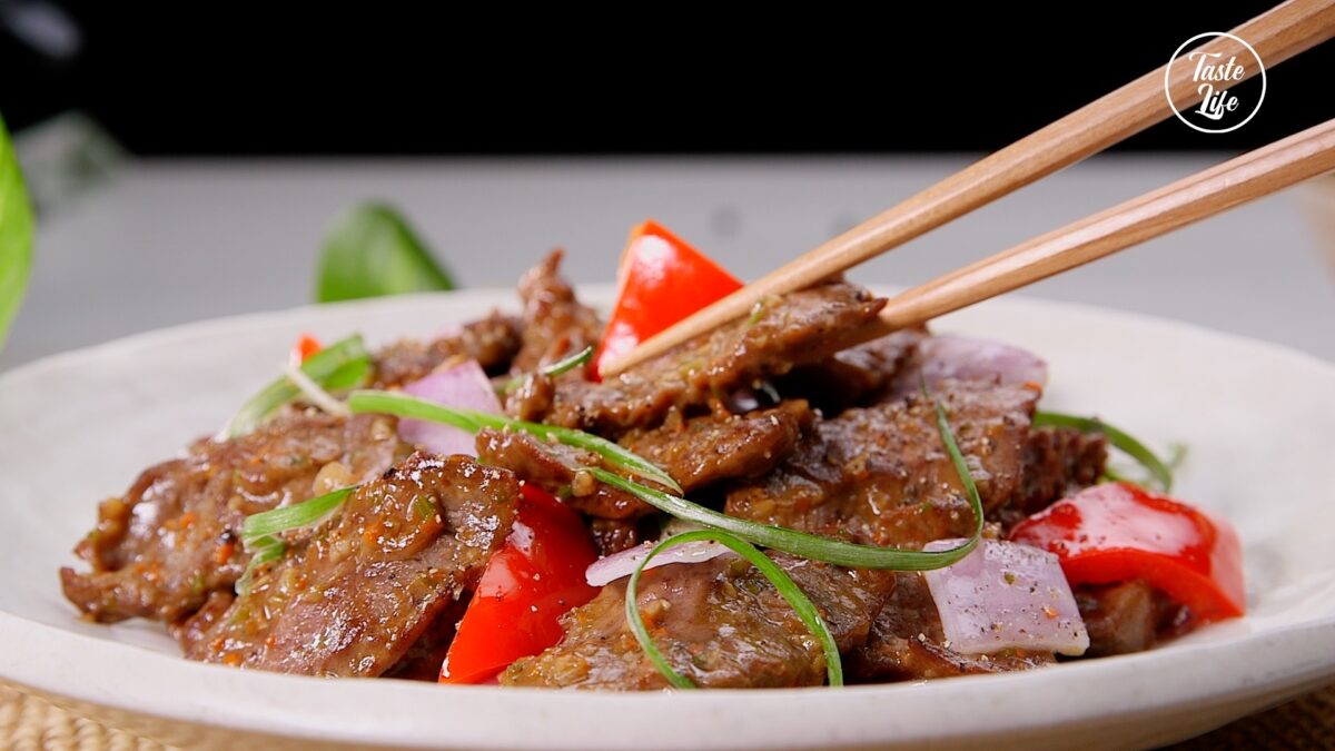 Black Pepper Beef Stir Fry | beef stew | chinese food | dinner | Taste Life