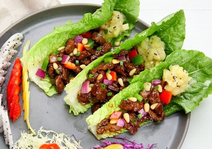 Beef and Pine Nuts Lettuce Wrap