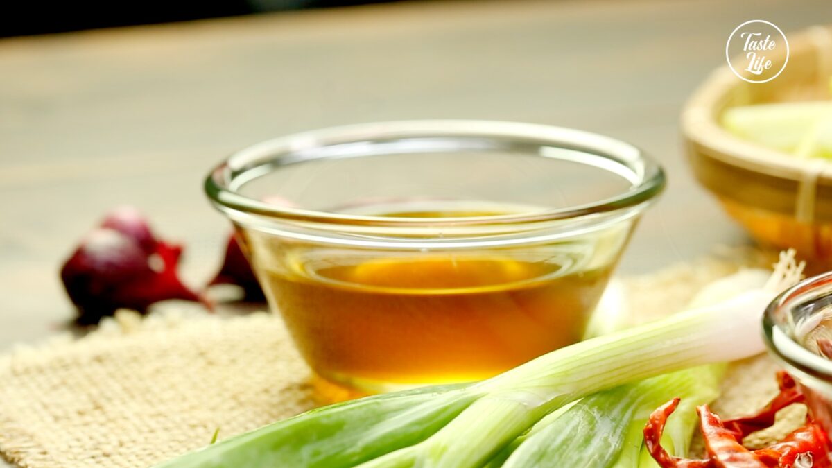 chef-john-s-signature-oil-green-onion-oil-chef-john-chinese-food