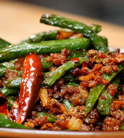 Sichuan Dry-Fried Green Beans