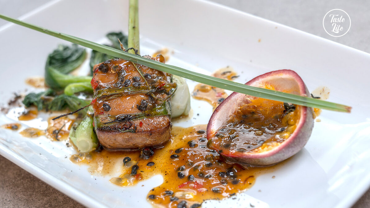 Red Tuna in Lemongrass String with Passion Fruit Sauce how to cook passion sauce recipe