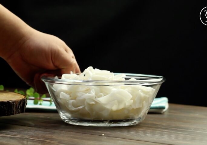 How It’s Made: Rice Noodles | Ho fun