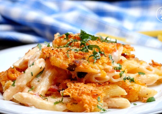 Penne Pasta with Tomatoes and Cheese