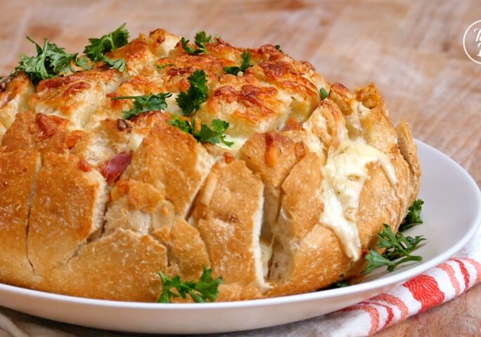 Bloomin’ Prosciutto and Cheese Bread | bacon | cooking | delicious ...