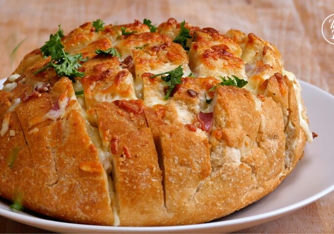 Bloomin’ Prosciutto and Cheese Bread | bacon | cooking | delicious ...