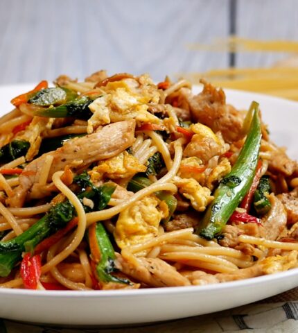 Chicken Stir-Fry with Noodles