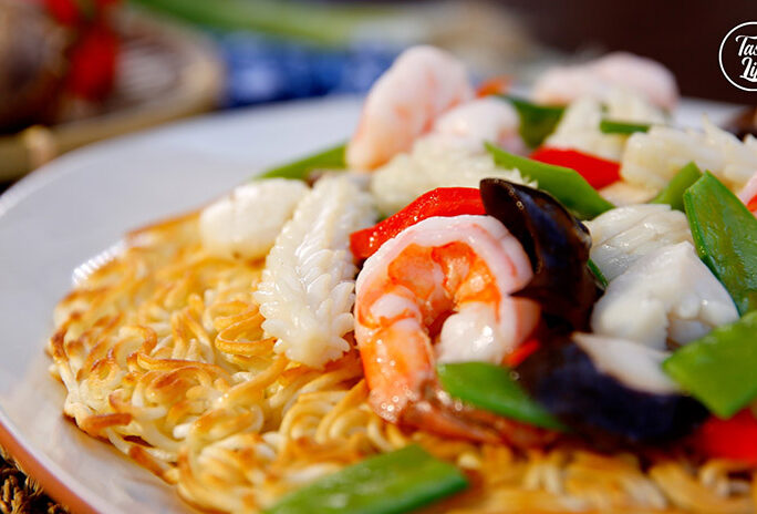 Teppan Seafood Pan Fried Noodles