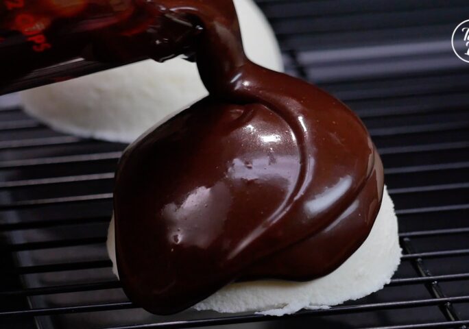 Make the Mirror Glaze