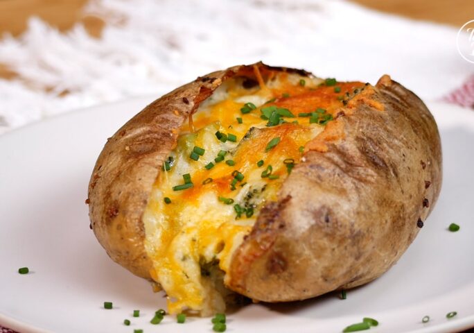 Broccoli and Cheddar Twice-Baked Potatoes