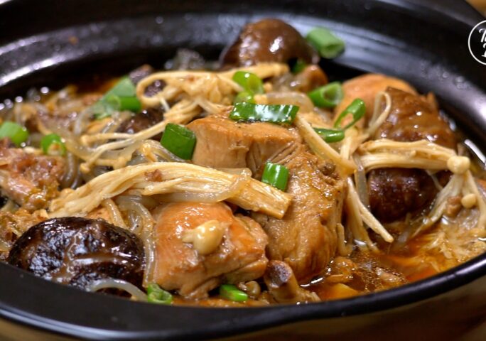 Slow Cooker Braised Chicken with Mushroom