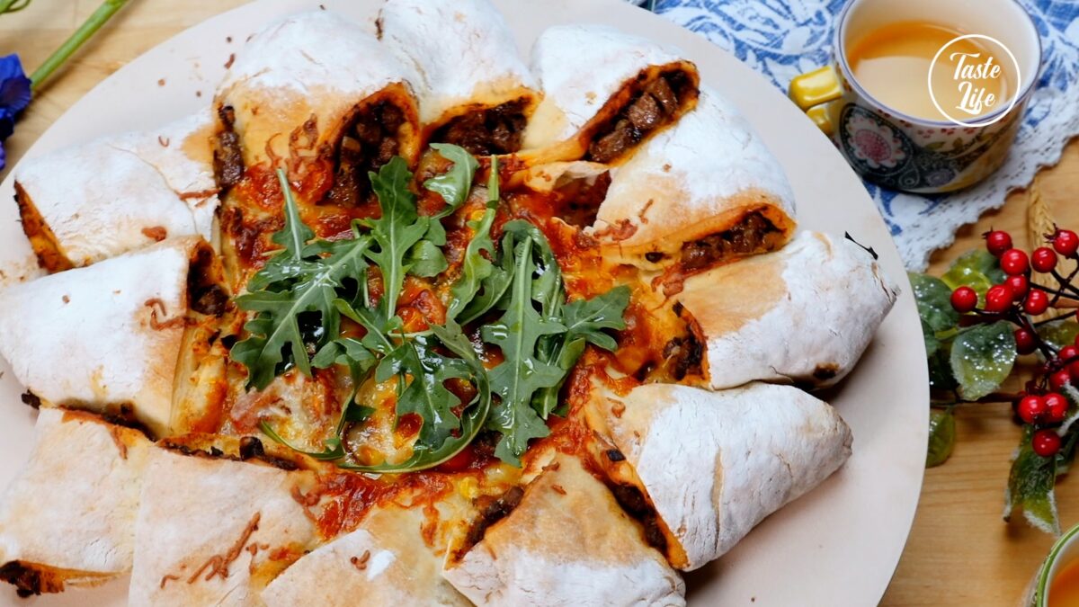 Spicy Beef PullApart Pizza dinner ideas easy Pizza ideas how to