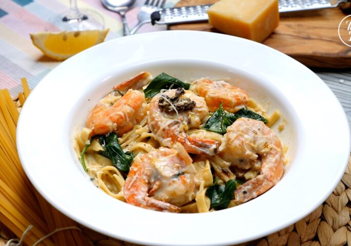 Creamy Shrimp Linguine with Spinach and Sun-dried Tomatoes
