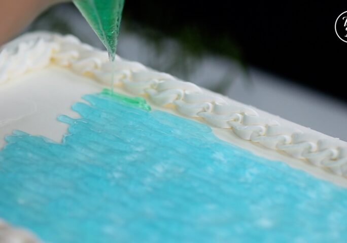 Decorate the cake base