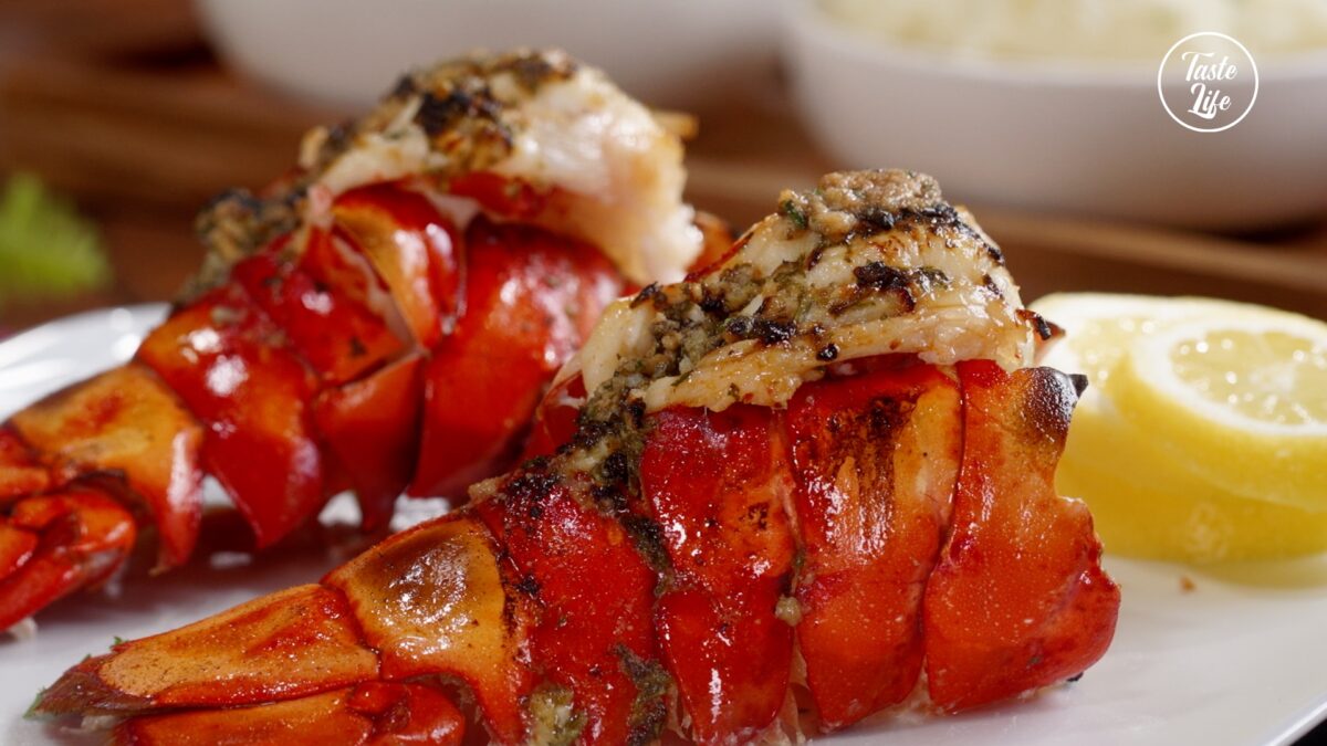 Broiled Lobster Tails With Dipping Sauce dinner ideas easy dinner
