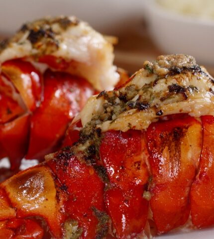 Broiled Lobster Tails With Dipping Sauce