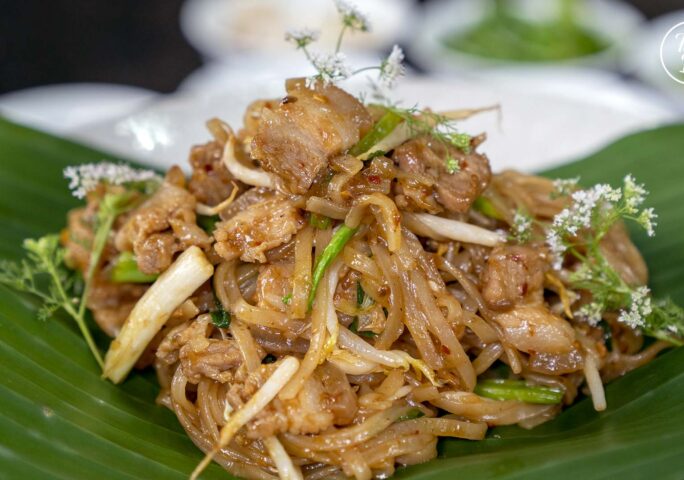 Stir-fried Noodle Thai Korat Style
