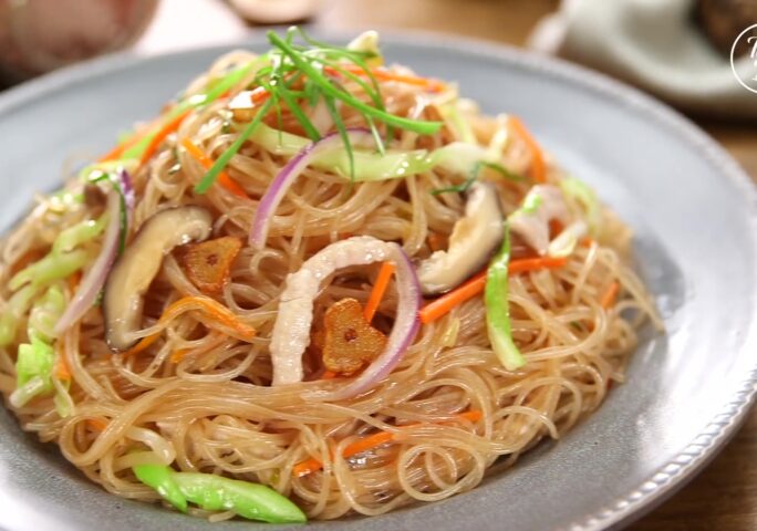 Fuzhou Pan-Fried Noodle With Shredded Pork