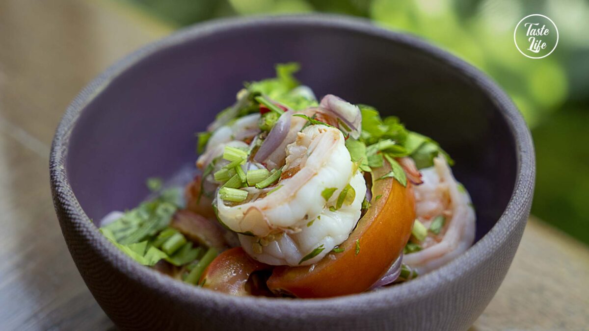 Easy Thai Prawn Salad | asian | salad | thai | Taste Life