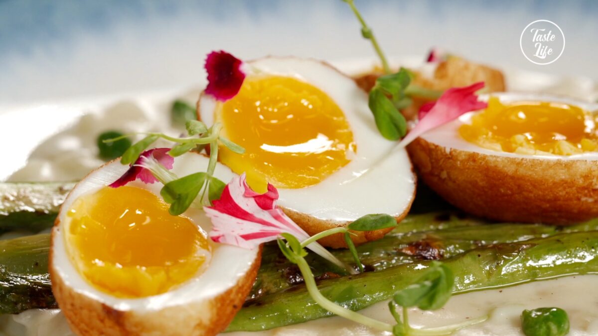 Grilled Asparagus With Fried SoftBoiled Eggs dinner ideas dinner recipes easy dinner