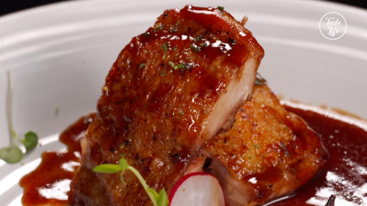 GarlicRoasted Chicken Thighs dinner recipes easy dinner ideas