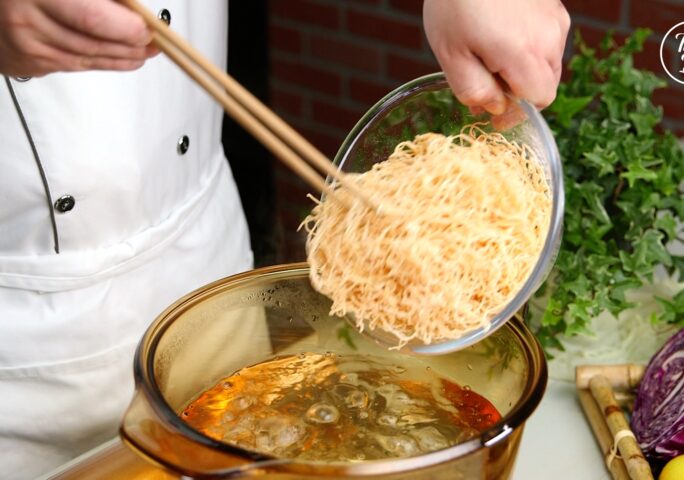 Noodle Pizza Crust