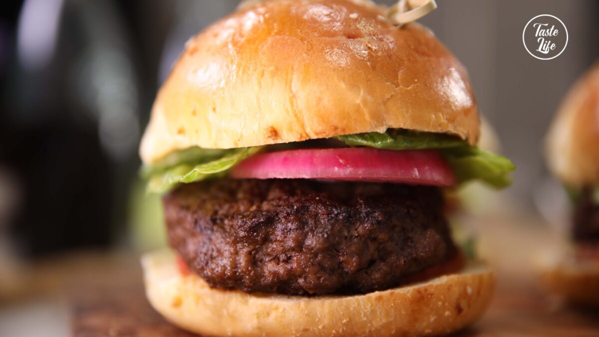 Burgers on Brioche Bun | dinner recipes | burger recipe | Taste Life