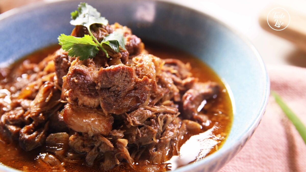 Slow Cooker Pork BBQ | dinner recipes | easy dinner ideas | easy dinner recipes