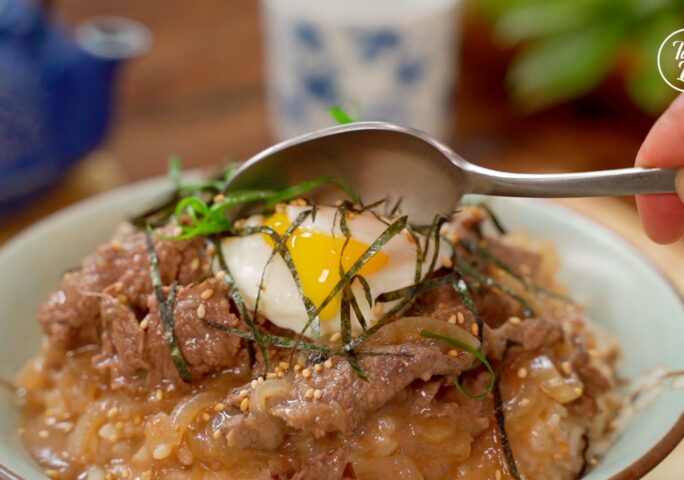 Gyudon, Japanese Simmered Beef Over Rice
