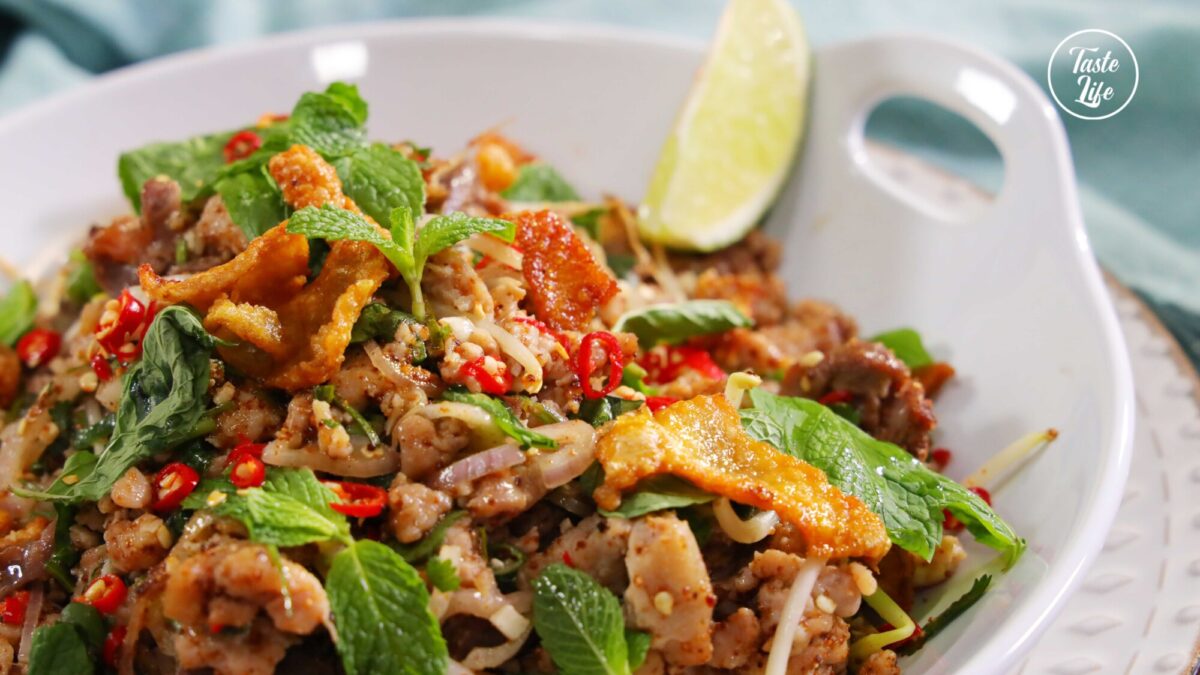 Laab Gai Lao Tossed Chicken With Herbs chicken chicken recipe