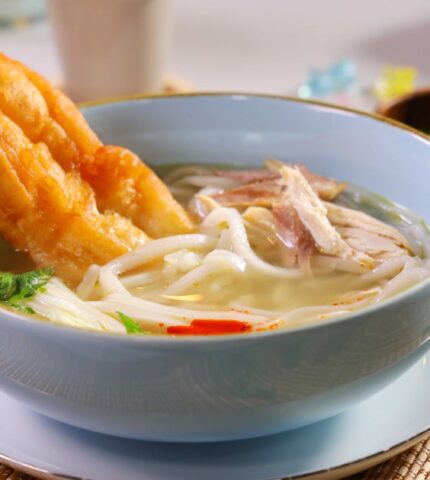 Khao Piek Sen | Lao Hand-Cut Chicken Noodle Soup