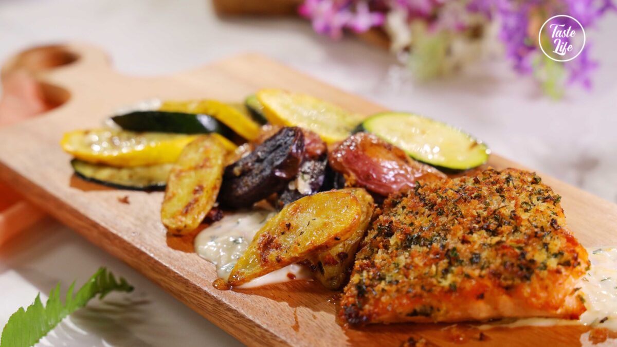 Herb Crusted Salmon With Lemon Cream Sauce | salmon | salmon recipes