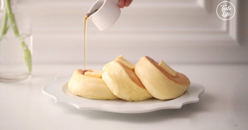 Soufflé Pancake with $2 Ingredients