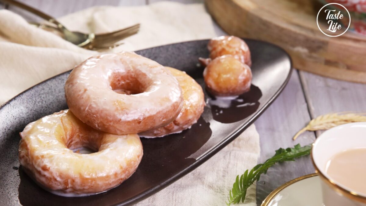 Sour Cream Cake Donuts cake recipe easy dessert recipes Taste Life