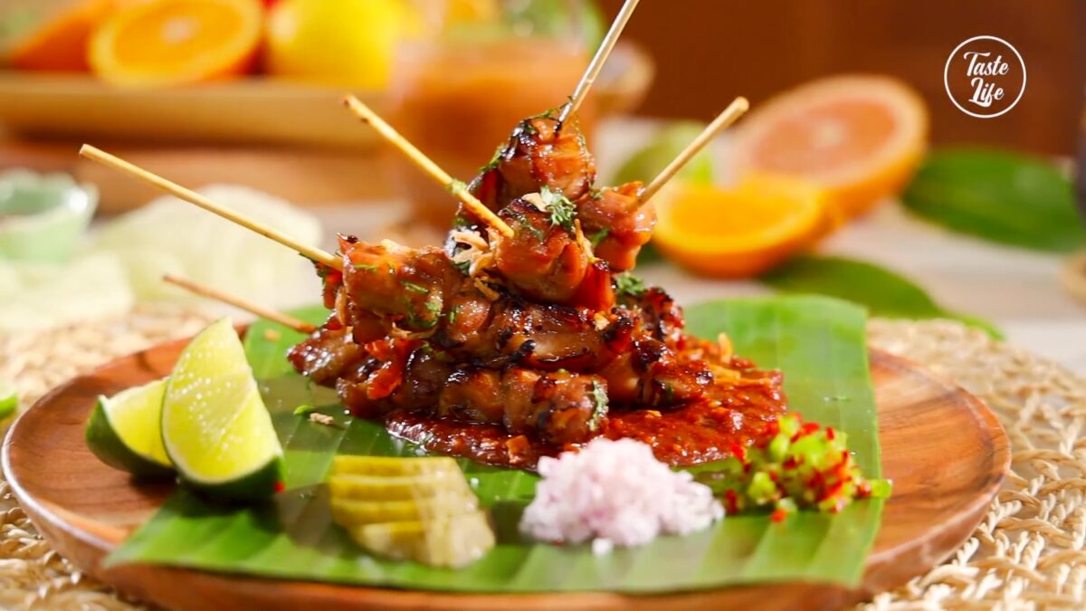 Chicken Satay | Chicken Thigh Skewers with Signature Peanut Sauce | satay | chicken | thai chicken |